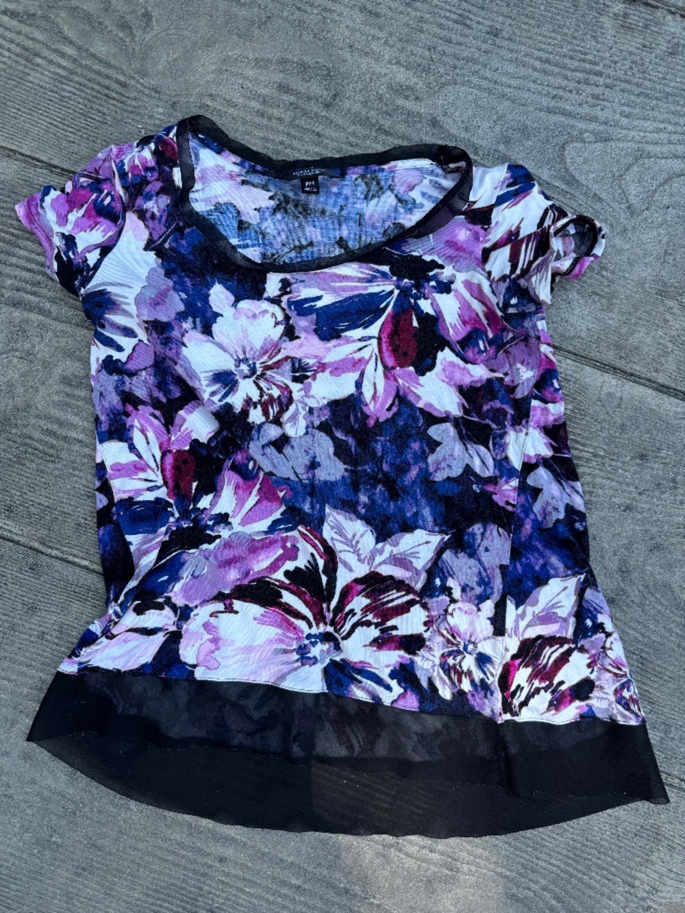 Simply Vera Wang floral shirt